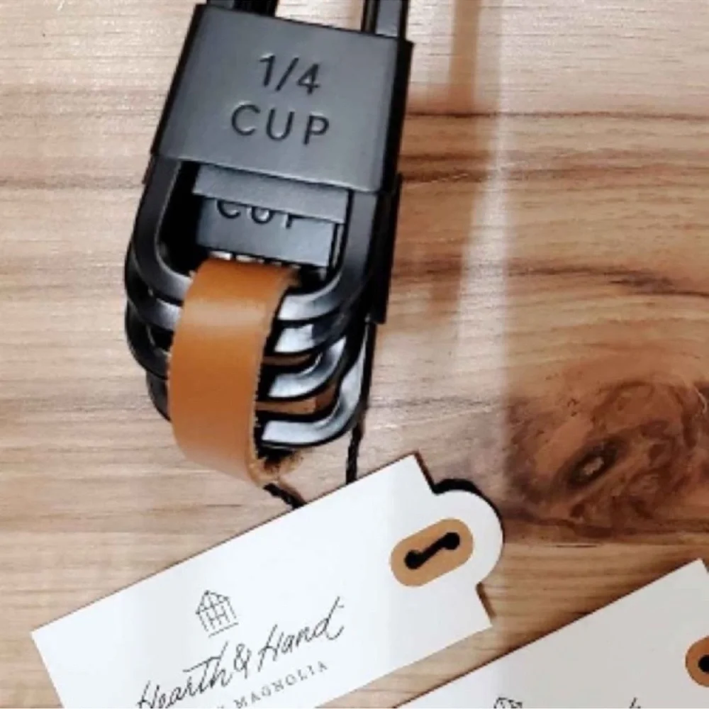 Hearth & Hand Black Measuring Cups with Leather Snap Loop NEW WITH TAGS